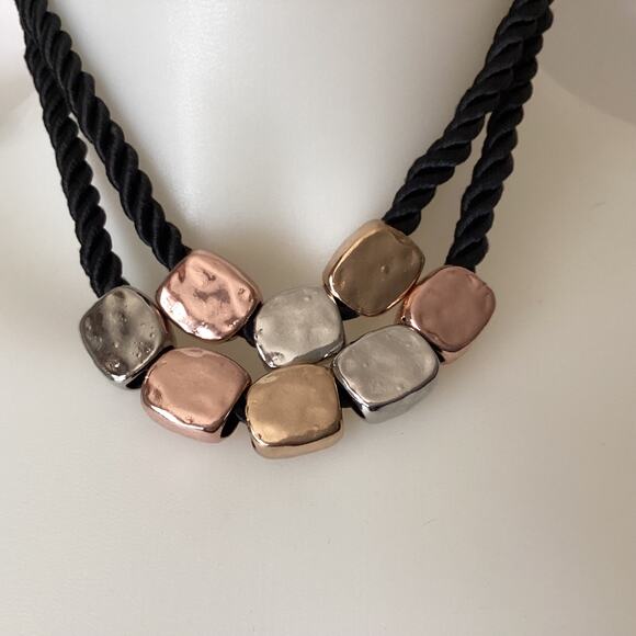 1802 NWT CHERIE NY Black Rope Tri-tone Pendant Craft Necklace Set with Earrings - Picture 3 of 3